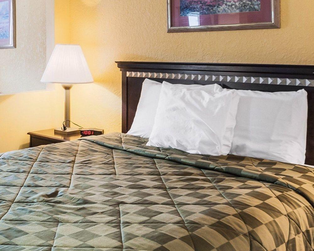 Surestay Hotel By Best Western Olathe Kültér fotó